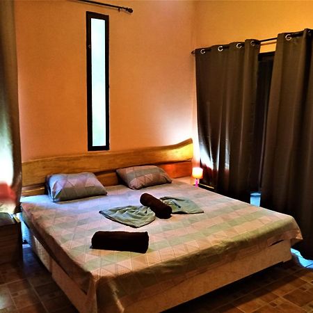 Apartments In Samara Ac Hw 200Mts To The Beach Extérieur photo