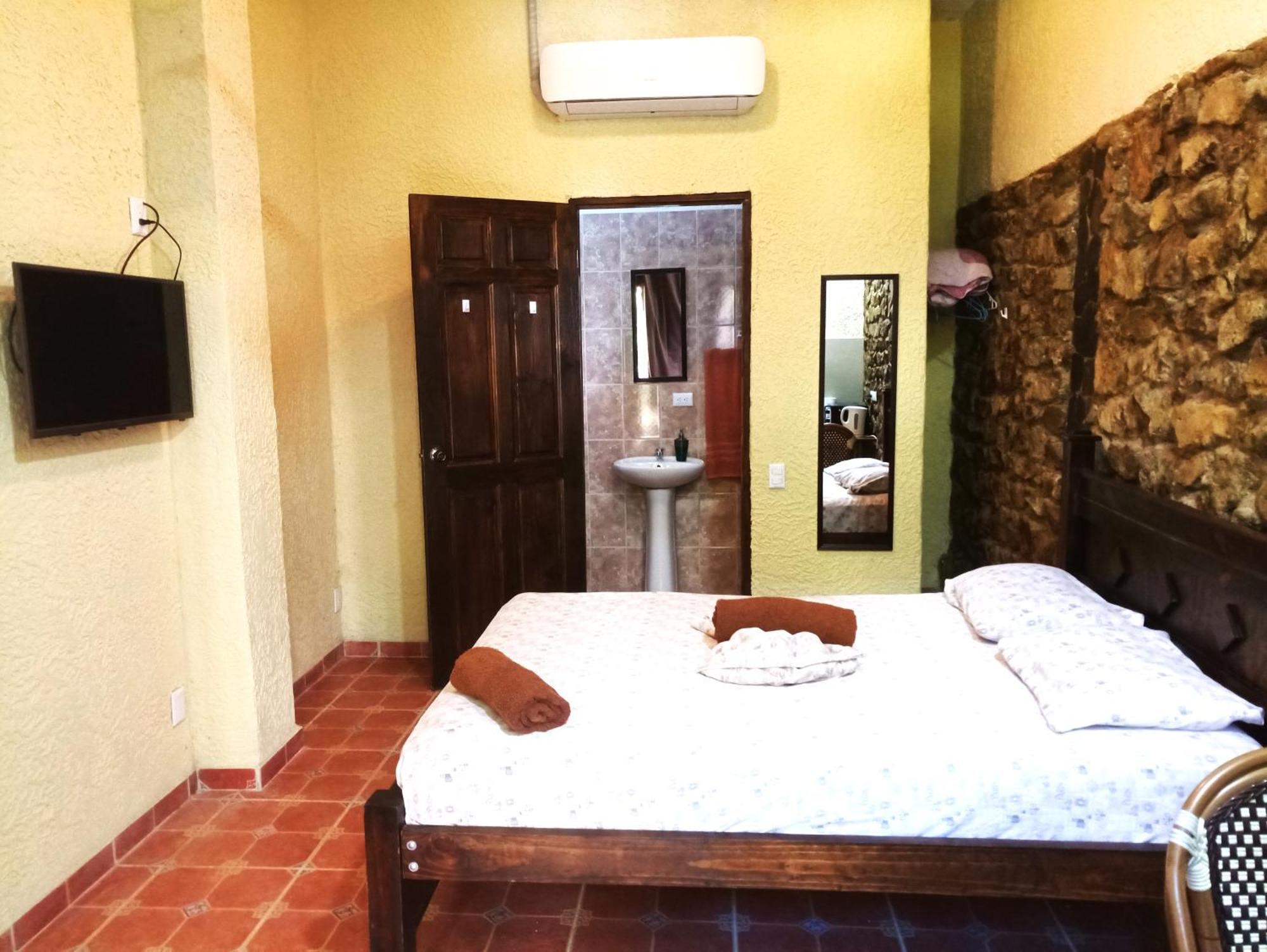 Apartments In Samara Ac Hw 200Mts To The Beach Extérieur photo